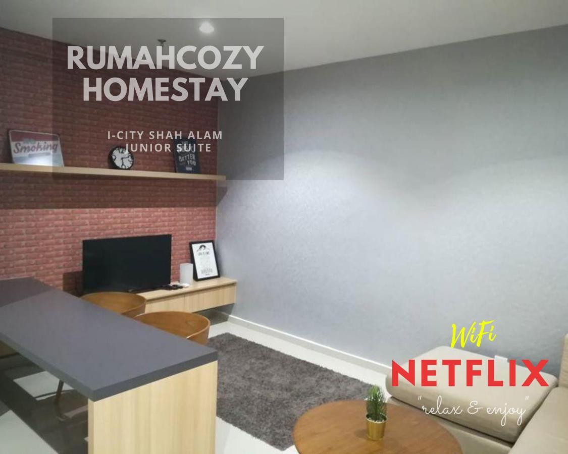 Rumahcozy Homestay I-City Шах-Алам Екстер'єр фото